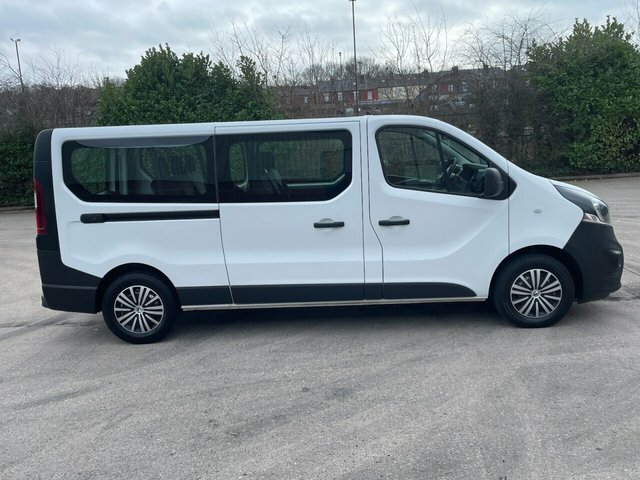 Vauxhall Vivaro Cdti 2900 Minibus Double DL68VCT White #5