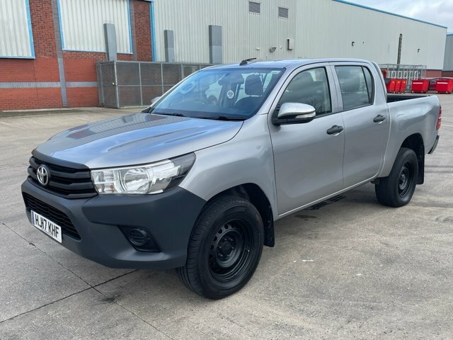 Toyota HILUX D-4d Active Pickup Double HJ17KHF Silver #2