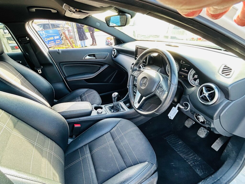 Mercedes-Benz A Class 1.8 A200 Cdi Sport Hatchback Eur White #2