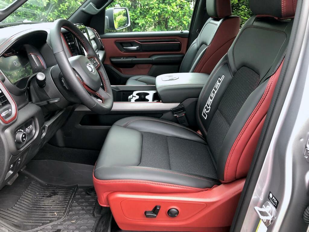 GMC  Suv Black #4