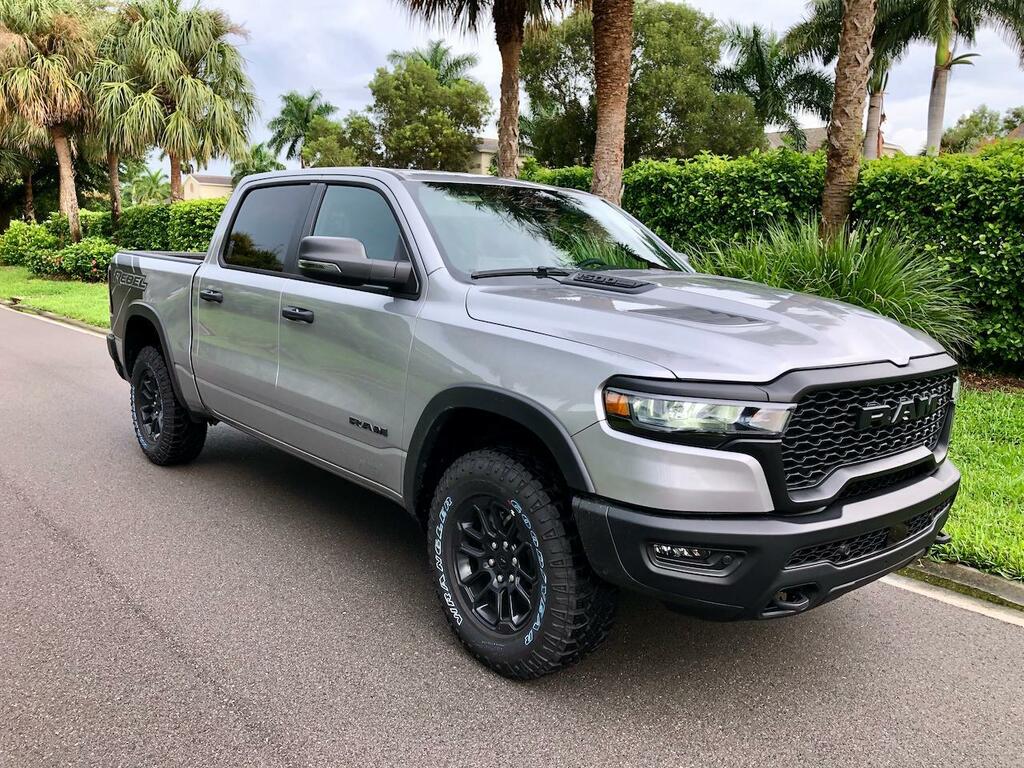 GMC  Suv Black #1