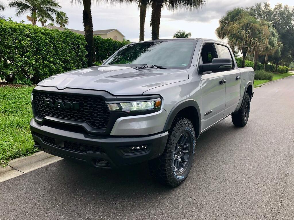 GMC  Suv Black #13