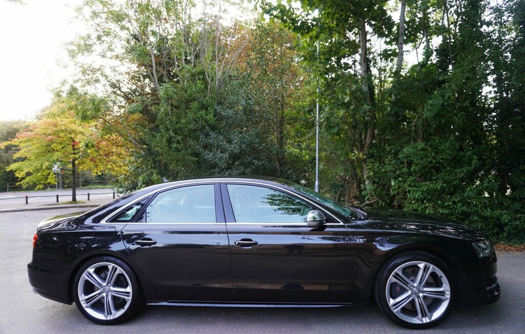Audi S8 4.0 Tfsi V8 Black #6