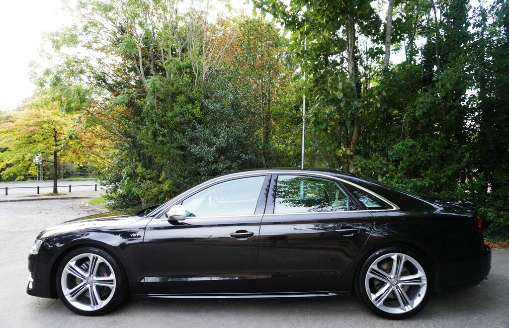 Audi S8 4.0 Tfsi V8 Black #2