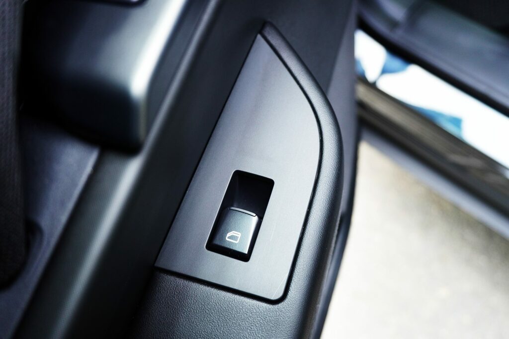 Fisker Ocean EV Hyper Range 113Kwh Blue #56