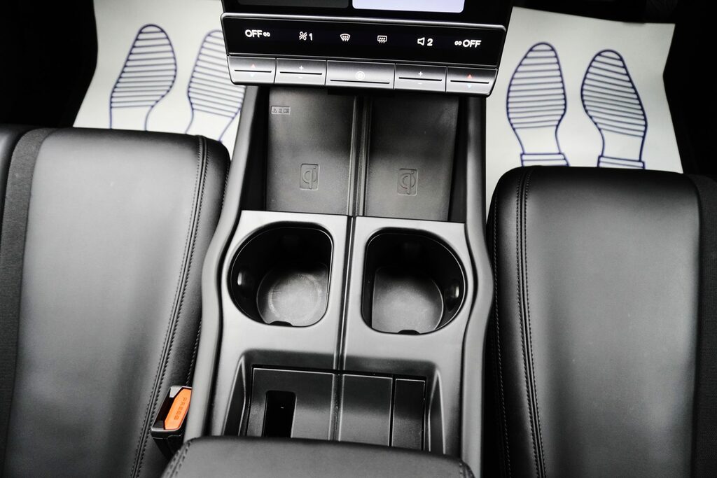 Fisker Ocean EV Hyper Range 113Kwh Blue #32