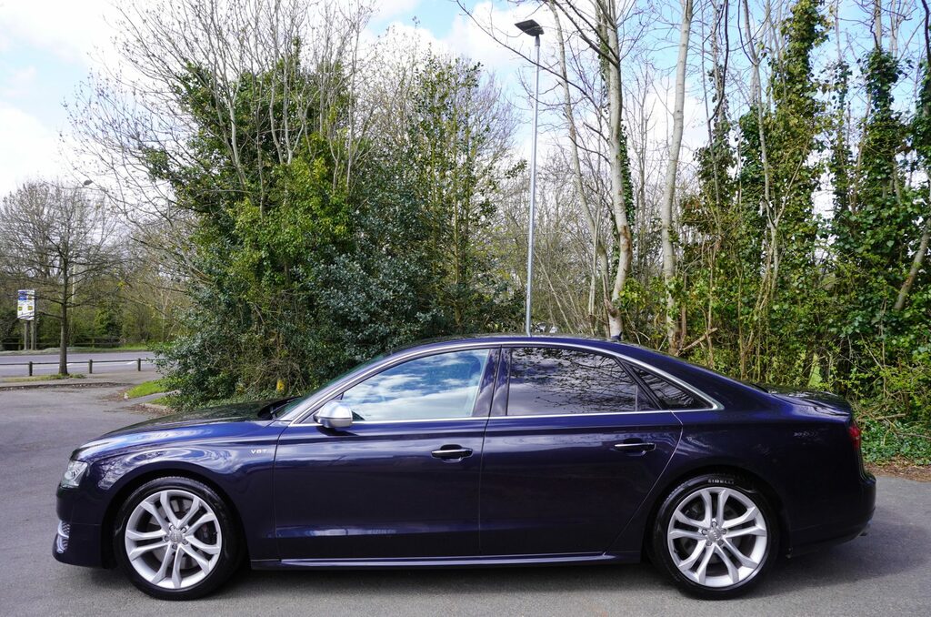 Audi S8 4.0 Tfsi V8 Blue #2