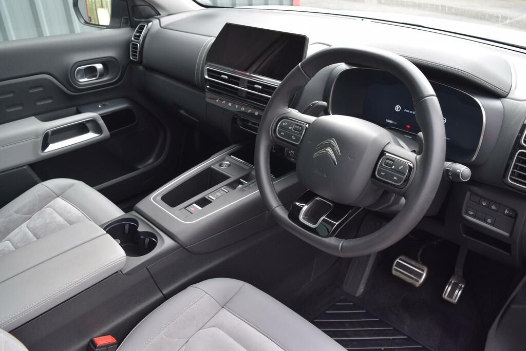 Citroen C5 Aircross 1.2 Hybrid 136 E-series E-dcs6 EK24KZX White #3