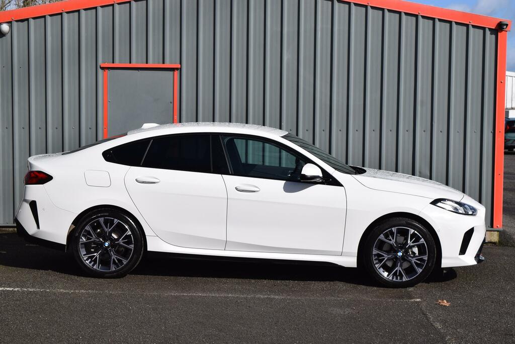 BMW 2 Series 220 M Sport Step KSZ1833 White #2