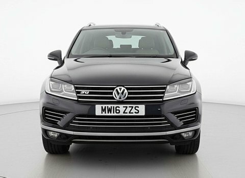 Volkswagen Touareg 3.0 Touareg V6 Black #2