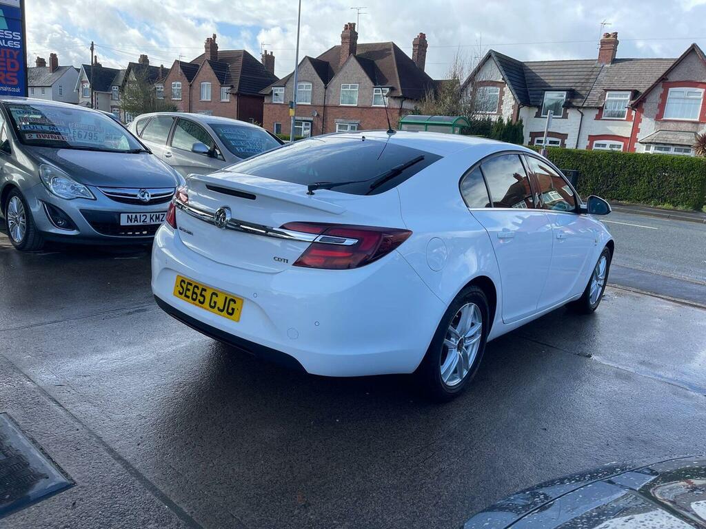 Vauxhall Insignia Hatchback 1.6 Cdti Ecoflex Sri Euro 6 Ss 2 SE65GJG White #2