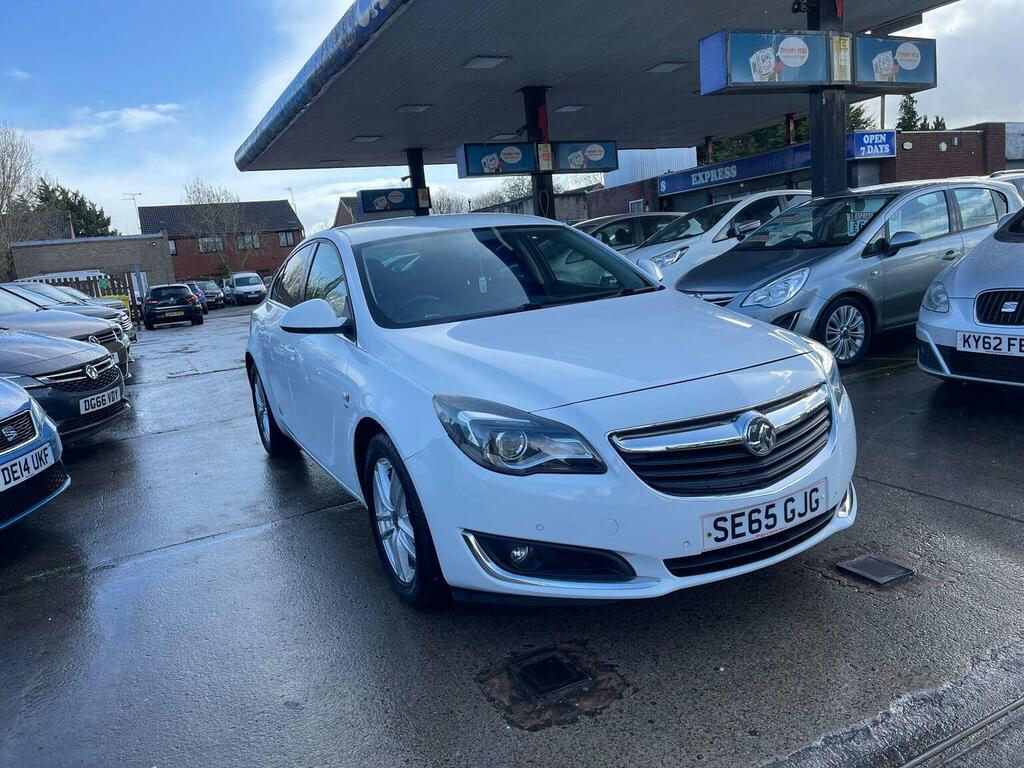 Vauxhall Insignia Hatchback 1.6 Cdti Ecoflex Sri Euro 6 Ss 2 White
