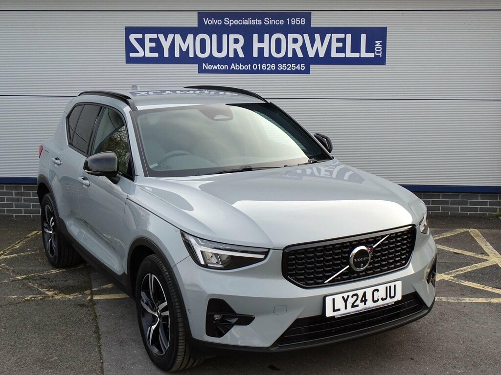 Volvo XC40 2.0 B3 Mhev Plus Dark Dct Euro 6 Ss LY24CJU #2