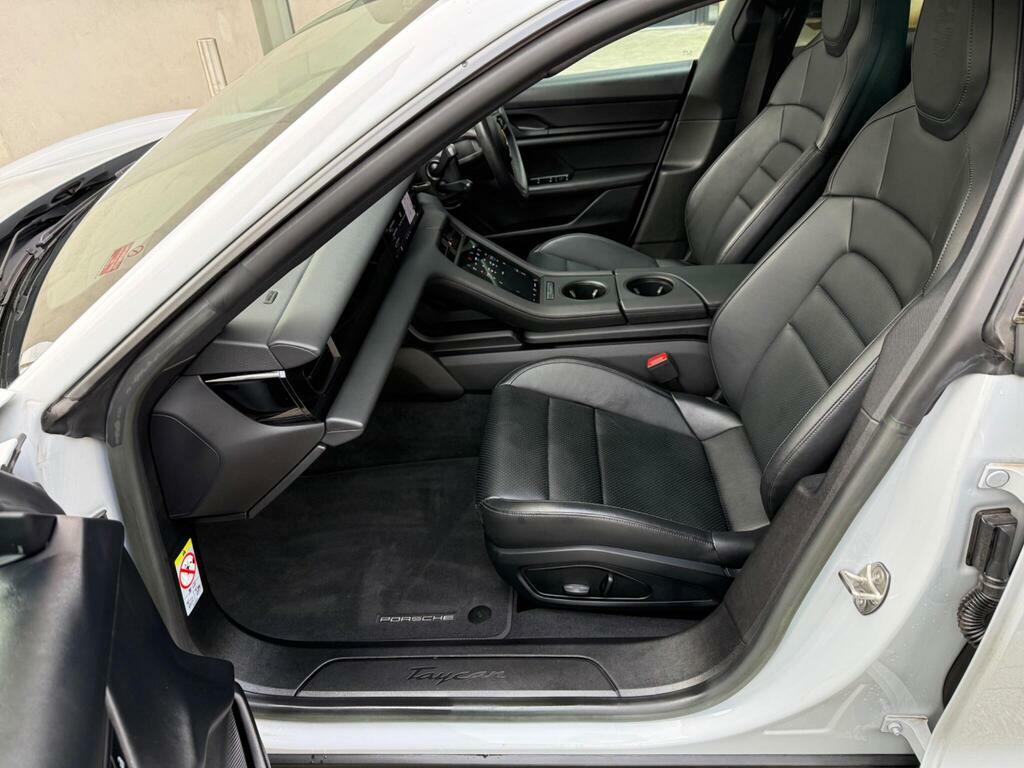 Porsche Taycan Performance Plus 93.4Kwh Rwd HX72YYP Grey #4
