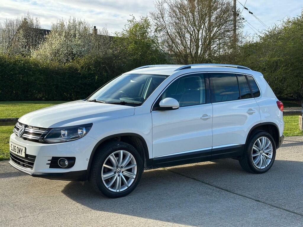 Volkswagen Tiguan Suv 2.0 Tdi Bluemotion Tech Match Edition 4Wd Euro SJ16OMY White #3