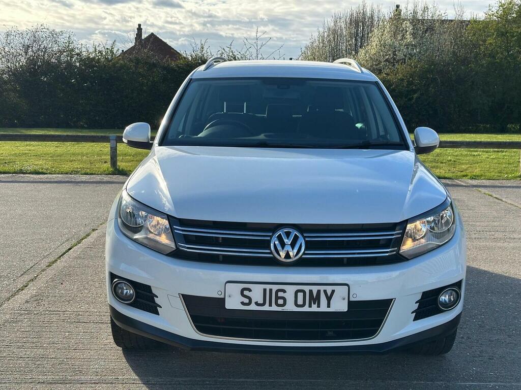 Volkswagen Tiguan Suv 2.0 Tdi Bluemotion Tech Match Edition 4Wd Euro SJ16OMY White #2