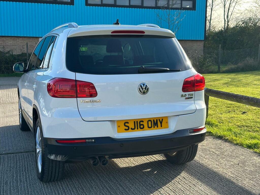 Volkswagen Tiguan Suv 2.0 Tdi Bluemotion Tech Match Edition 4Wd Euro SJ16OMY White #4