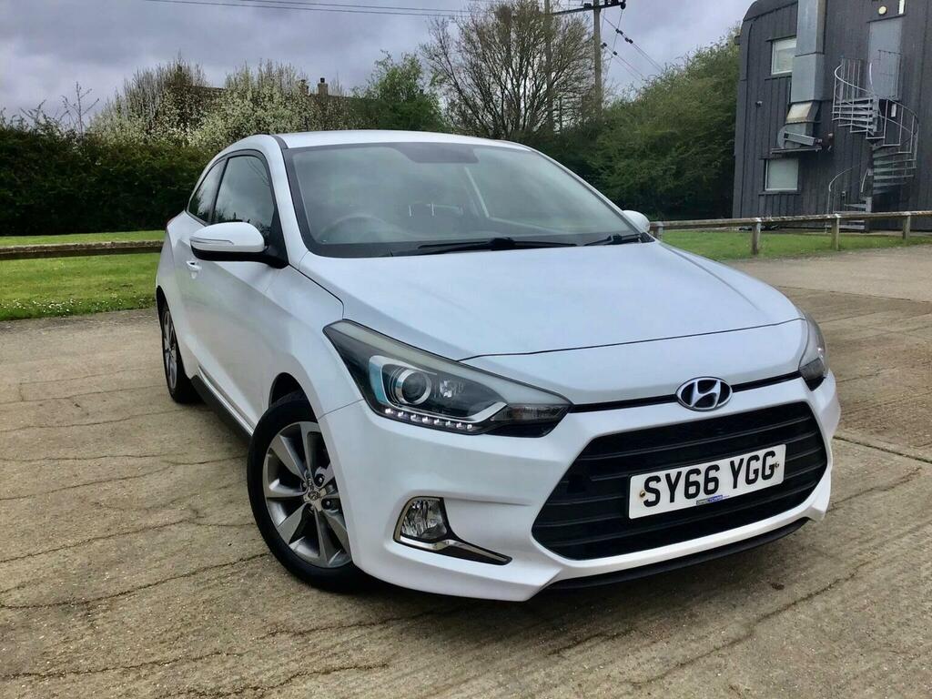 Hyundai I20 Coupe 1.2 Se Euro 6 201666 White