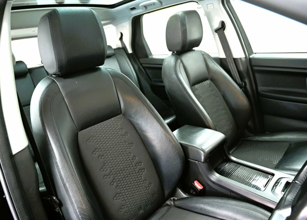 Land Rover Discovery Sport 2L Se Tech LC67KXL Black #6