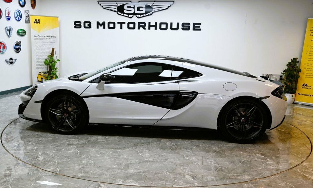 McLaren 570GT Gt Coupe Black #11