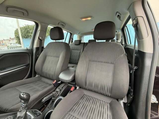 Vauxhall Zafira Tourer 2014 2.0 Cdti Exclusiv Mpv Euro DS14FKY Brown #5