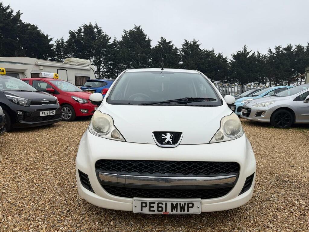 Peugeot 107 Hatchback 1.0 12V Sportium Euro 5 201161 PE61MWP White #2