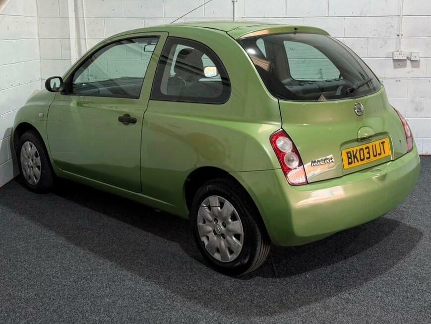 Nissan Micra 1.2 16V S Green #4
