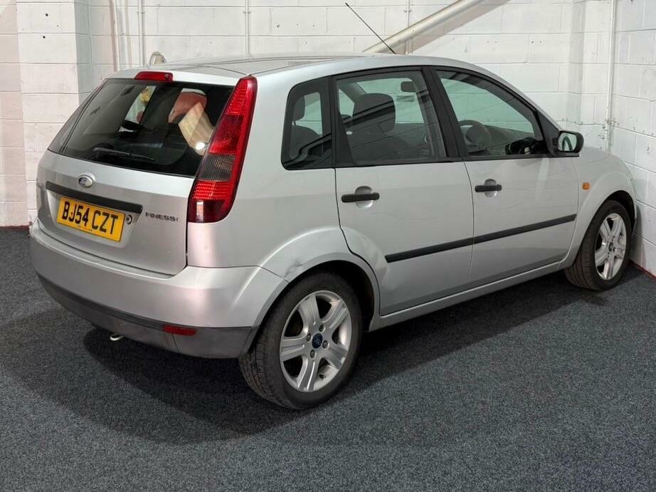 Ford Fiesta 1.25 Finesse Silver #6