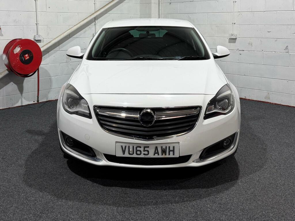 Vauxhall Insignia 2.0 Cdti Ecoflex Sri Nav Euro 6 Ss VU65AWH White #2