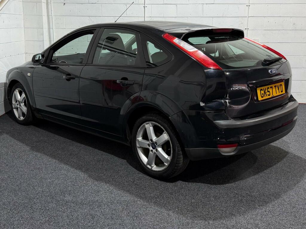 Ford Focus 1.6 Zetec Climate GK57TYD Black #4
