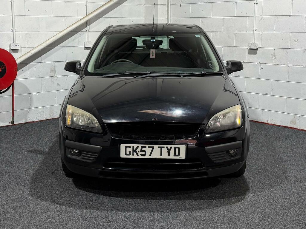 Ford Focus 1.6 Zetec Climate GK57TYD Black #2