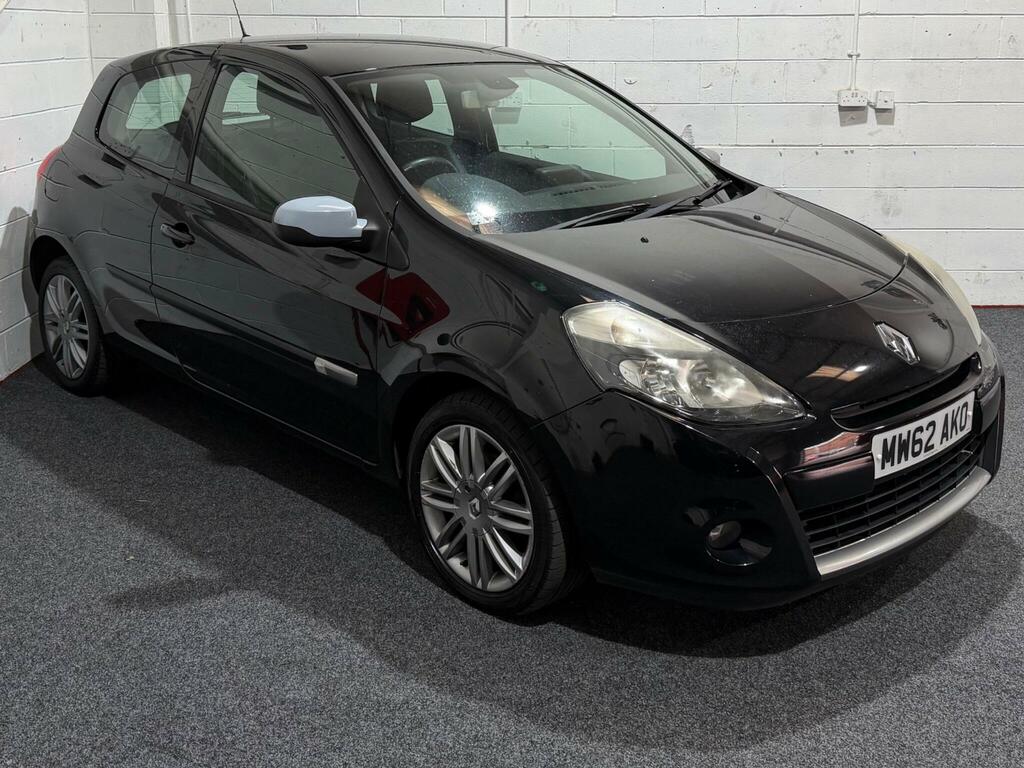 Renault Clio 1.2 Dynamique Tomtom Euro 5 MW62AKO Black