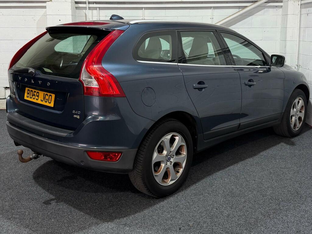 Volvo XC60 2.4D Drive Se Lux Euro 4 Blue #6