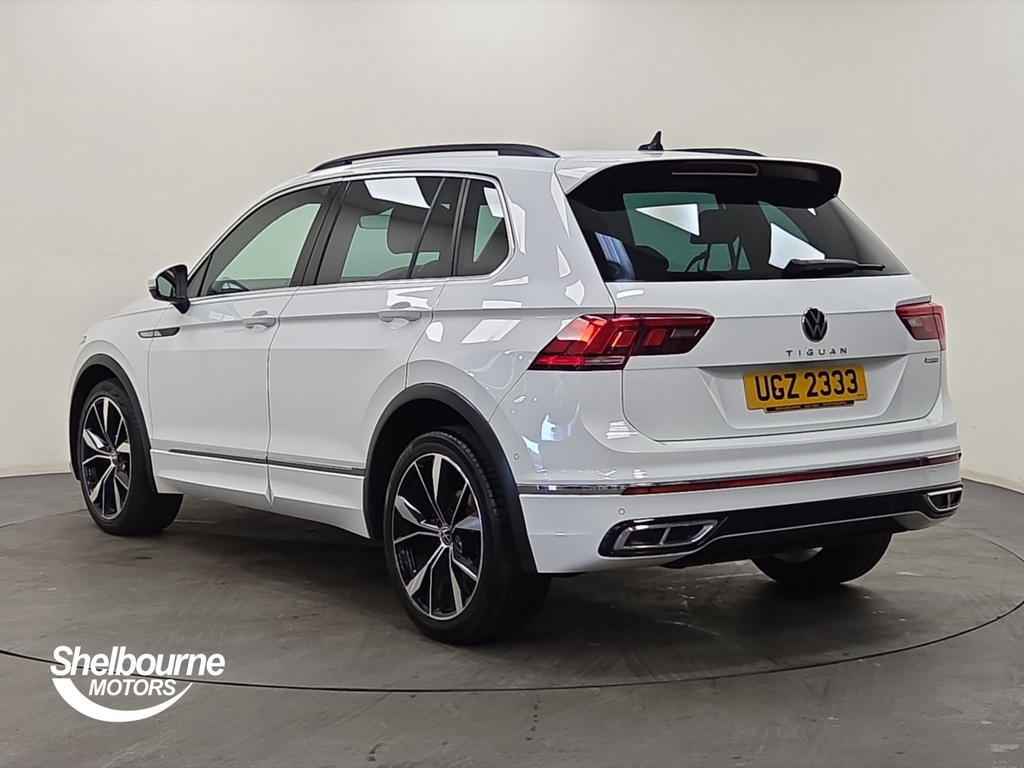 Volkswagen Tiguan Tiguan R-line Tdi 4Motion UGZ2333 White #2