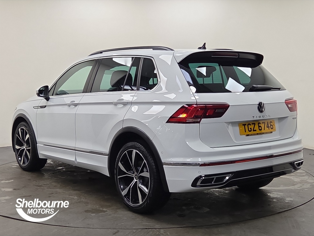 Volkswagen Tiguan Tiguan 2.0 Tdi R-line Suv Dsg 4Motion White #2