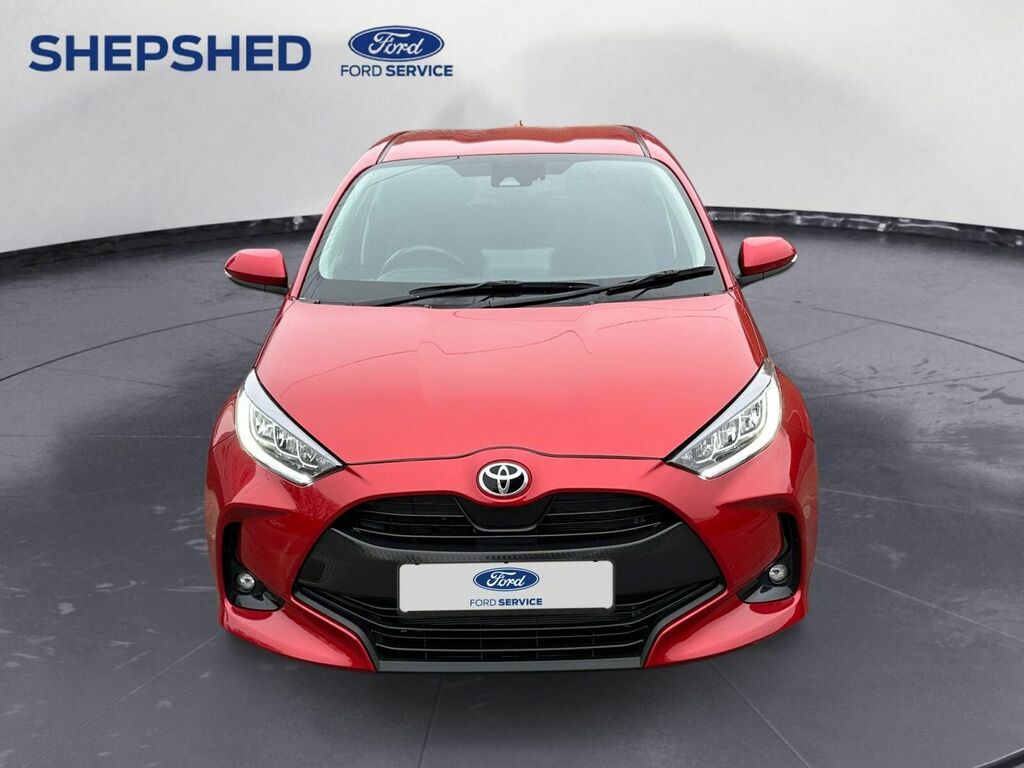 Toyota Yaris 1.5 Vvt-h Design E-cvt Euro 6 Ss BMZ5250 Red #2