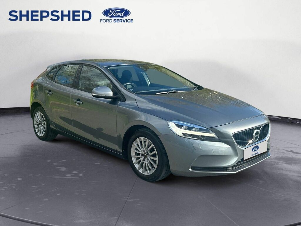 Volvo V40 2.0 T2 Momentum Nav Plus Euro 6 Ss Grey