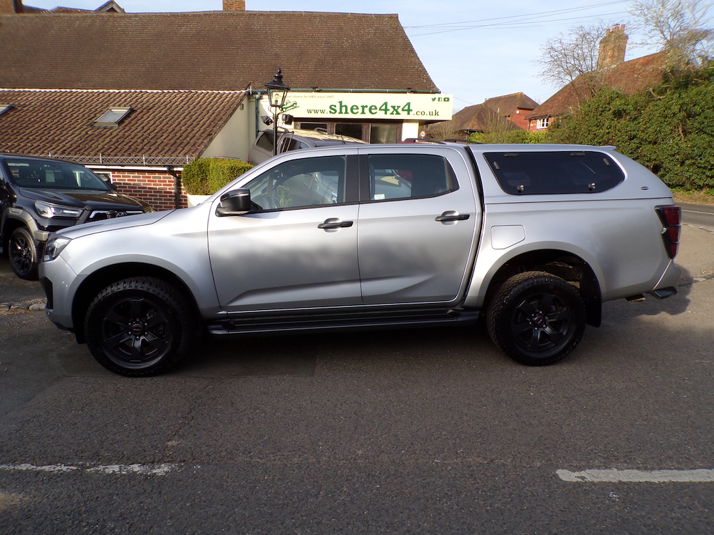 Isuzu D-Max 1.9 Td V-cross Pickup Double Cab WG25NHN Silver #5