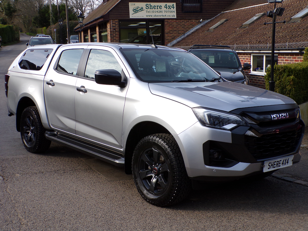 Isuzu D-Max 1.9 Td V-cross Pickup Double Cab Silver