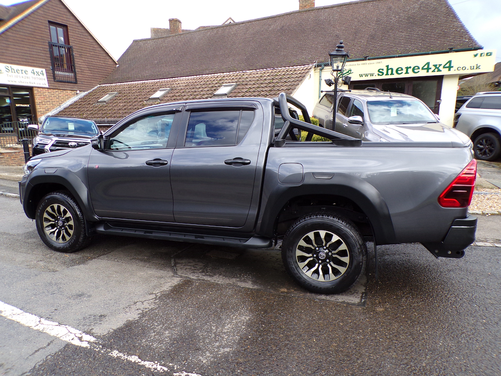 Toyota HILUX 2.8 D-4d Gr Sport Pickup Double Cab Aut EF73PFX Grey #3