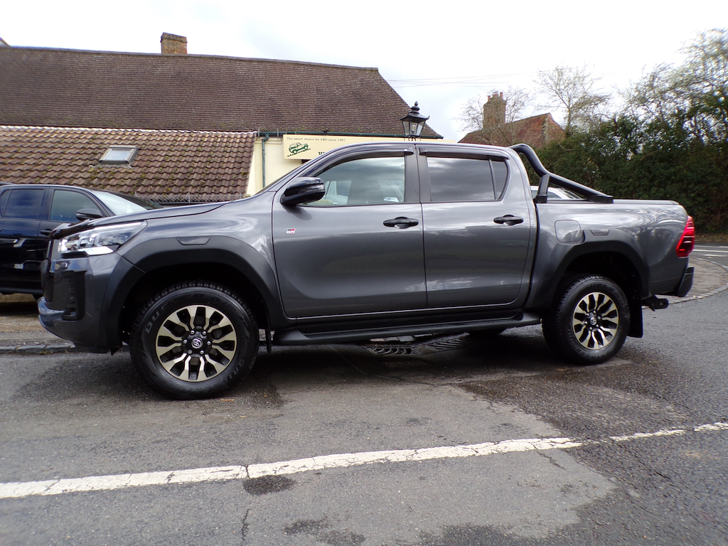 Toyota HILUX 2.8 D-4d Gr Sport Pickup Double Cab Aut EF73PFX Grey #2
