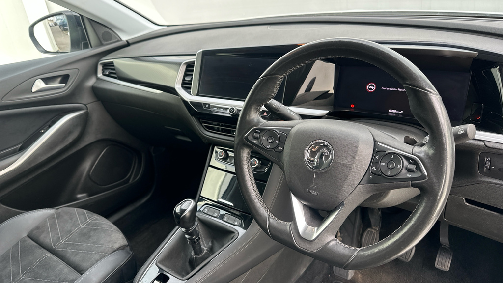 Vauxhall Grandland 1.2 Turbo Ultimate Suv Euro 6 S SR73DXG White #2