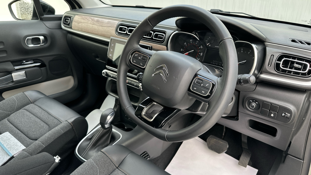 Citroen C3 1.2 Puretech Shine Plus Hatchback Eat6 NL73ZXZ #2