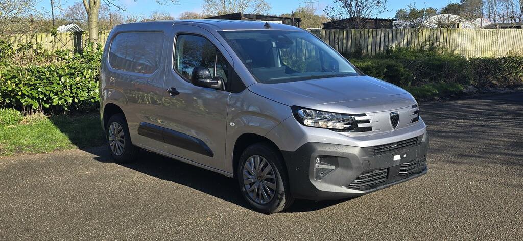 Peugeot Partner Partner Van M 1.5 Bluehdi 100 Asphalt 