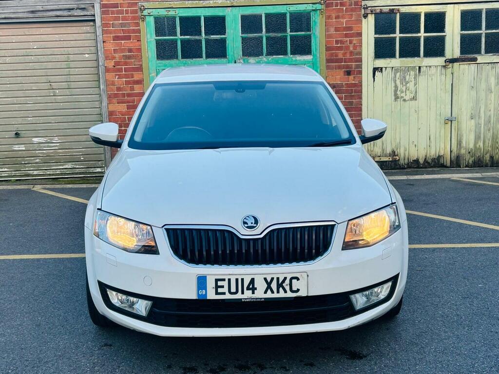 Skoda Octavia 1.4 Tsi Elegance Dsg Euro 5 Ss White #4