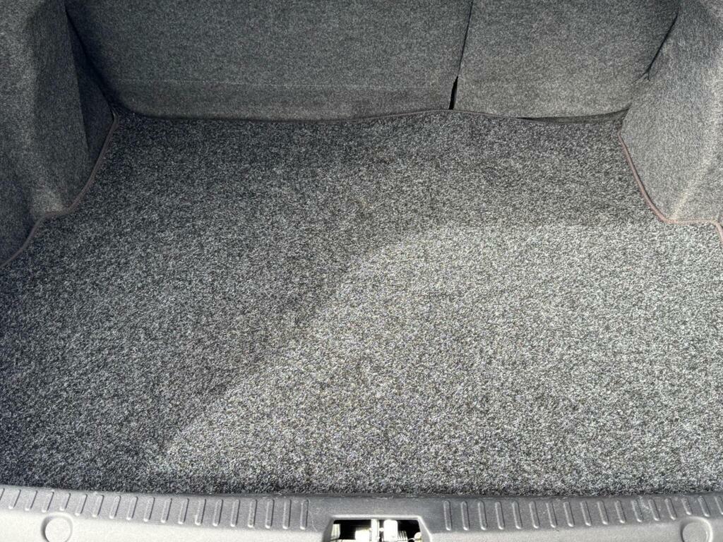 Mitsubishi Lancer 1.6 Equippe Saloon Grey #26