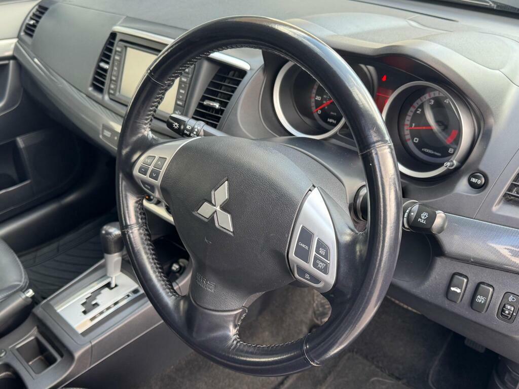 Mitsubishi Lancer 1.6 Equippe Saloon Grey #8