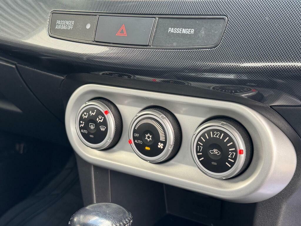 Mitsubishi Lancer 1.6 Equippe Saloon Grey #22