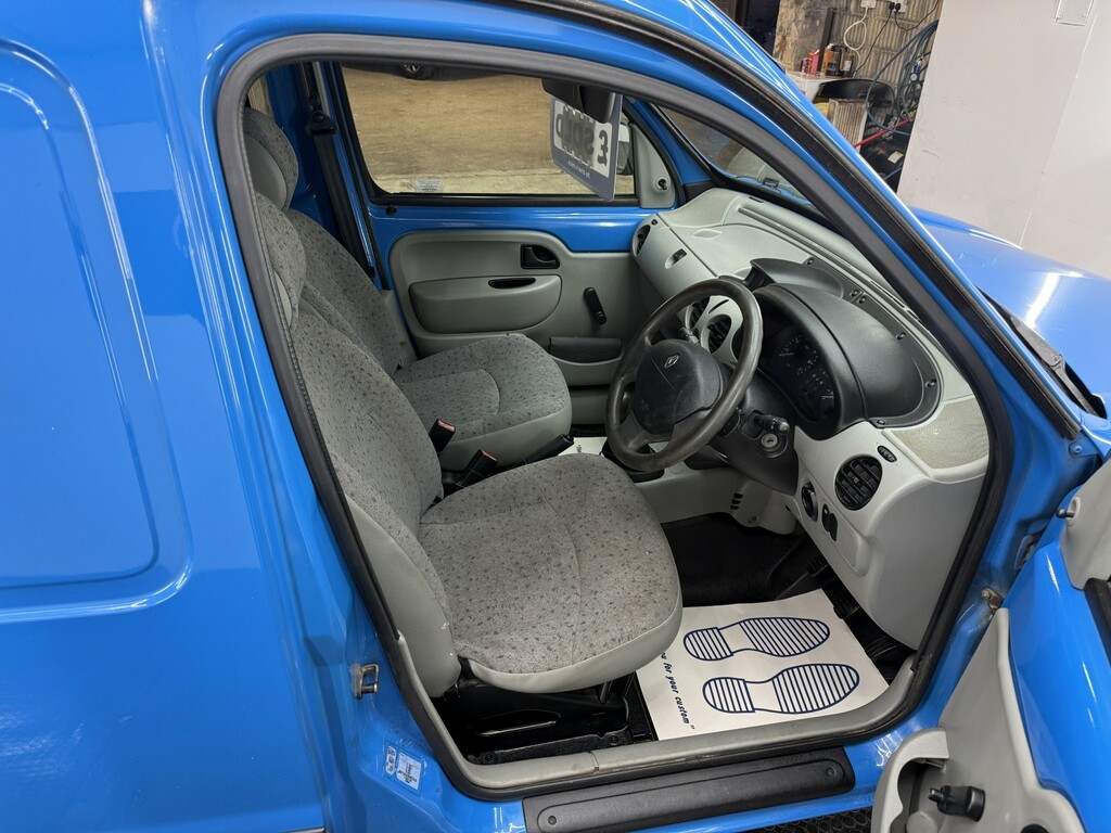 Renault Kangoo 1.1 Authentique 16V 75 Bhp Grey #14