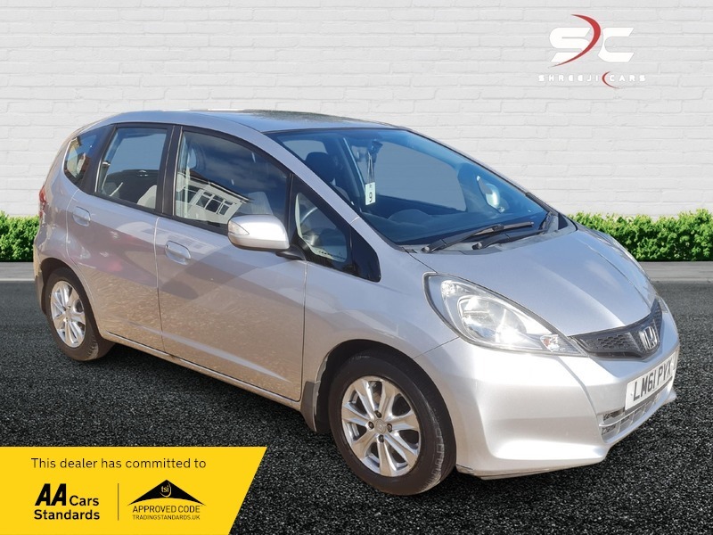 Honda Jazz I-vtec Es Silver